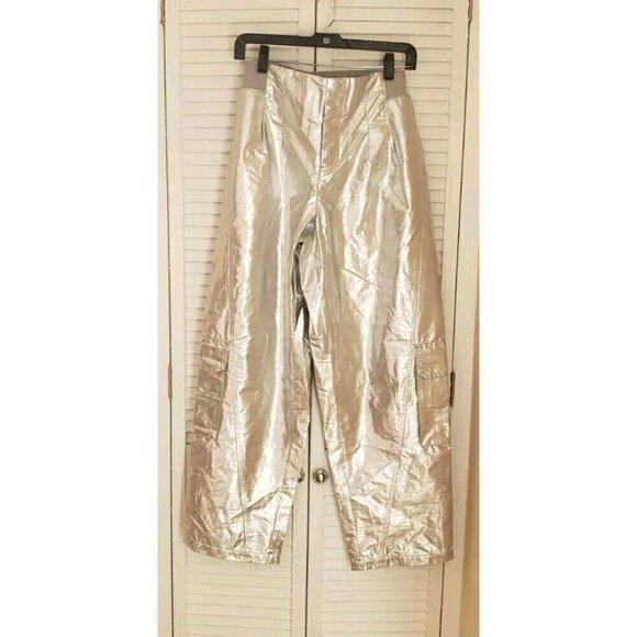 NEW FREE PEOPLE MOVEMENT MESMERIZE ME SHINE PANTS SILVER SZ SMALL - Picture 4 of 15
